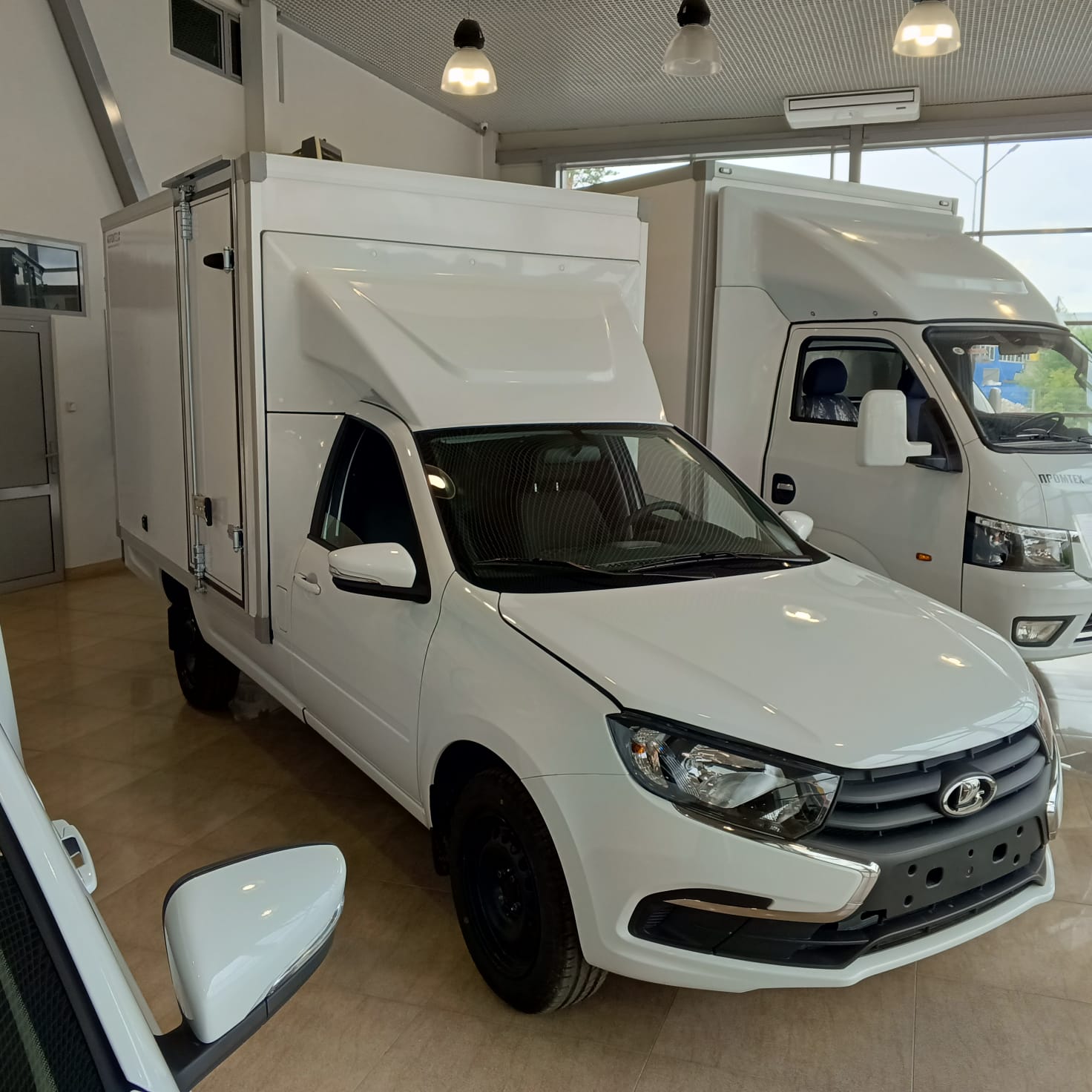 Промтоварный фургон LADA Granta Prima фото