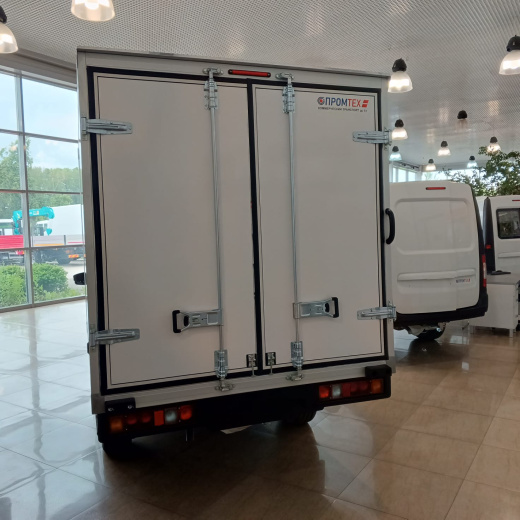 Промтоварный фургон LADA Granta Prima фото