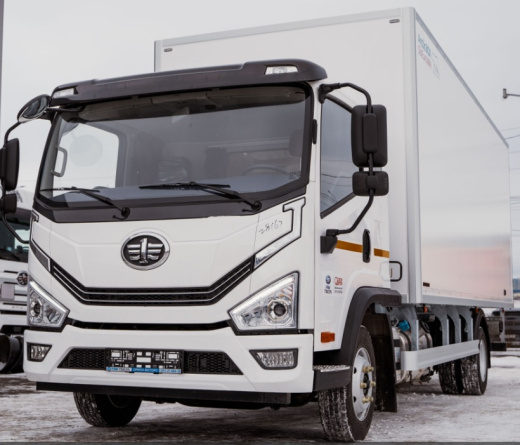 Изотермический фургон Премиум 7500х2600х2500  на базе шасси FAW Tiger 6G  фото