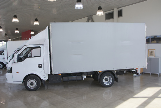 Тентованный фургон Dongfeng Captain-T фото