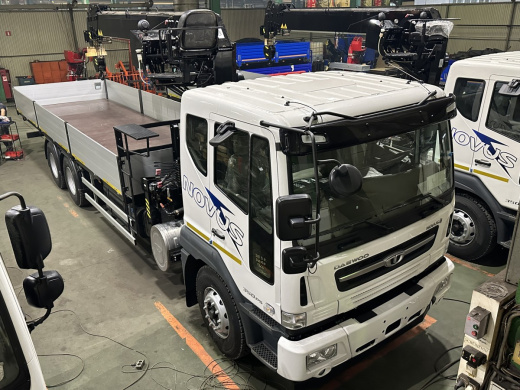 Бортовой автомобиль Daewoo Novus СL8CF c КМУ SK-V816 фото